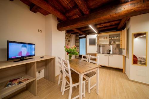 casa-vacanze-maison-de-rosy-aosta-italia-foto22