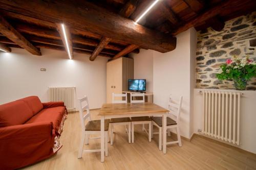 casa-vacanze-maison-de-rosy-aosta-italia-foto24